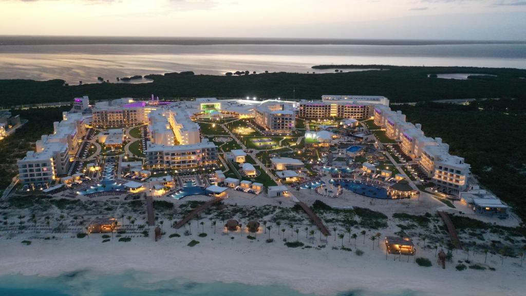Planet Hollywood Adult Scene Cancun, An Autograph Collection All- Inclusive Resort - Adults Only, Cancún