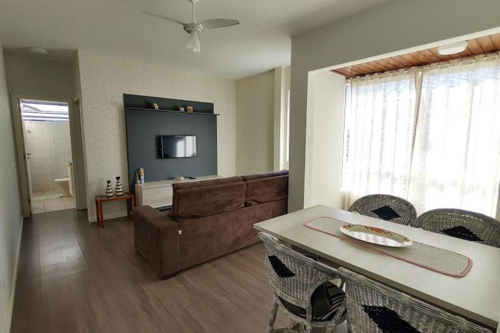  Belíssimo e moderno apartamento na praia dos Ingleses em Floripa