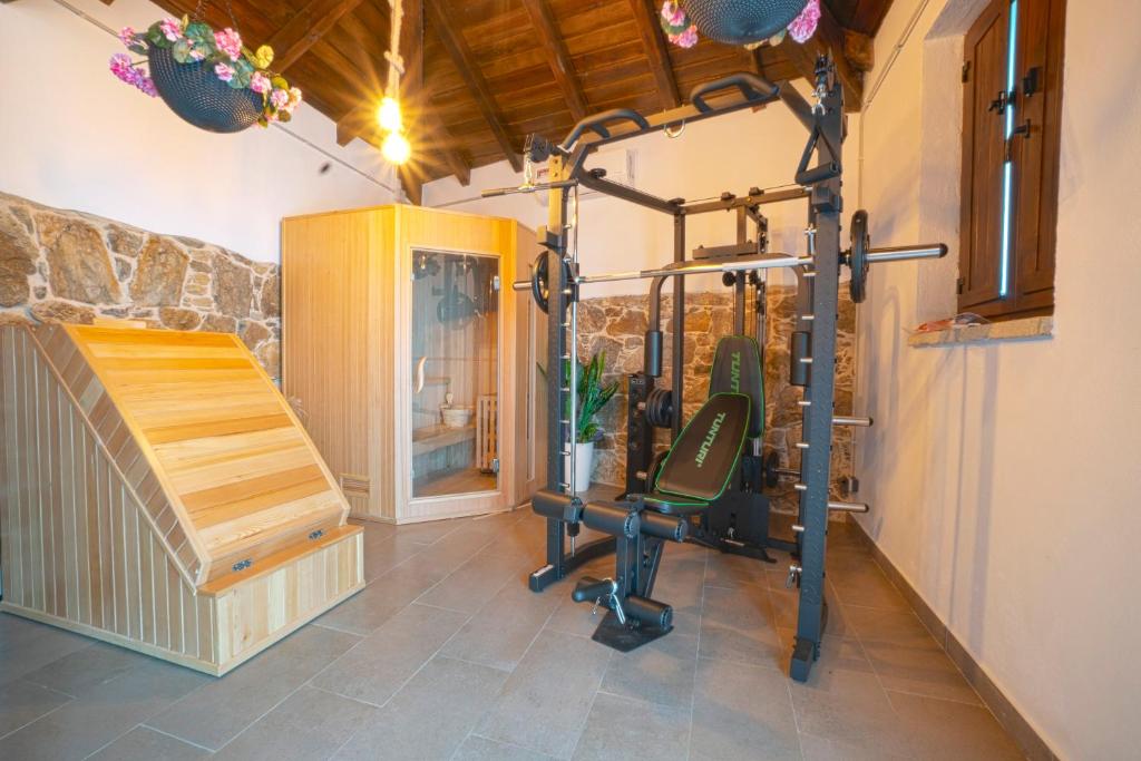 Posilňovňa alebo fitness centrum v ubytovaní Hotel As Torres da Hermida