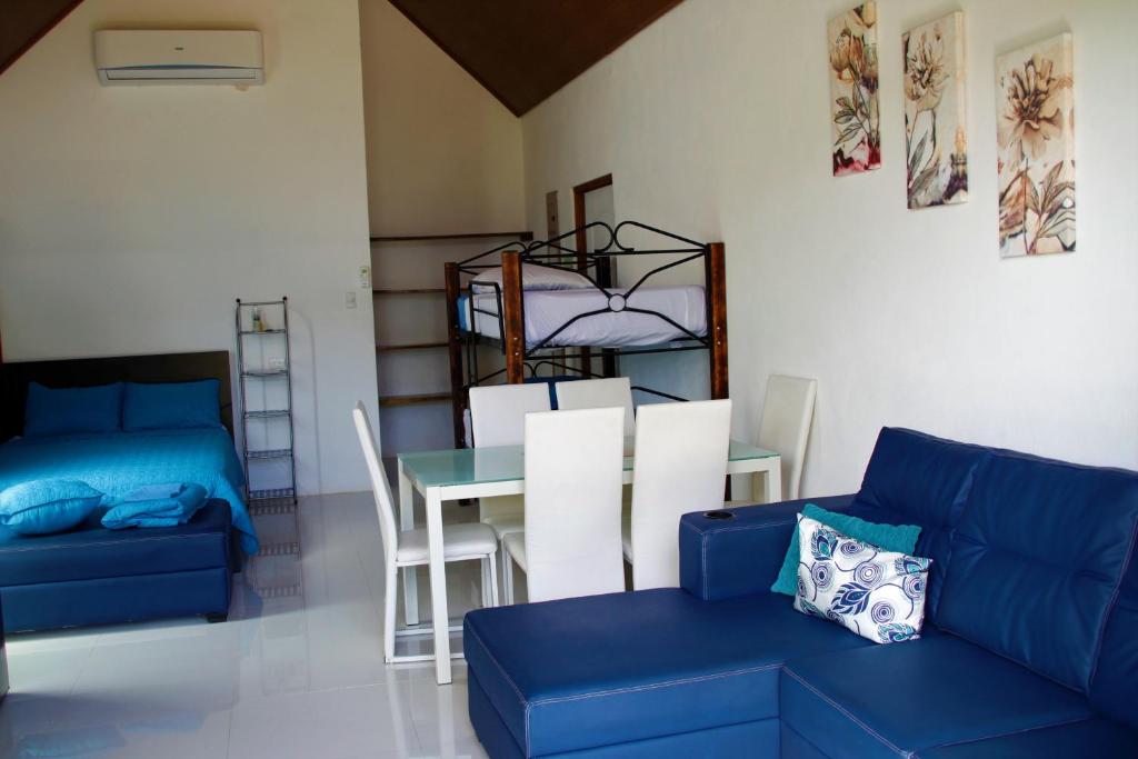 Villas Cabuya Beach & Jungle - Family Room