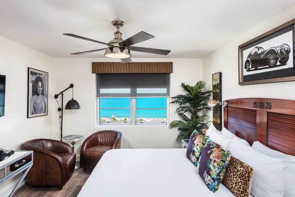 National Hotel, An Adult Only Oceanfront Resort - オーシャンビューのあるキングルーム