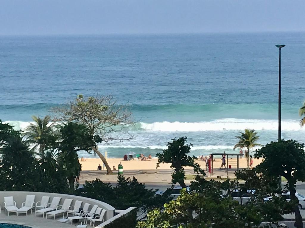  Apartamento em condomínio de luxo em São Conrado