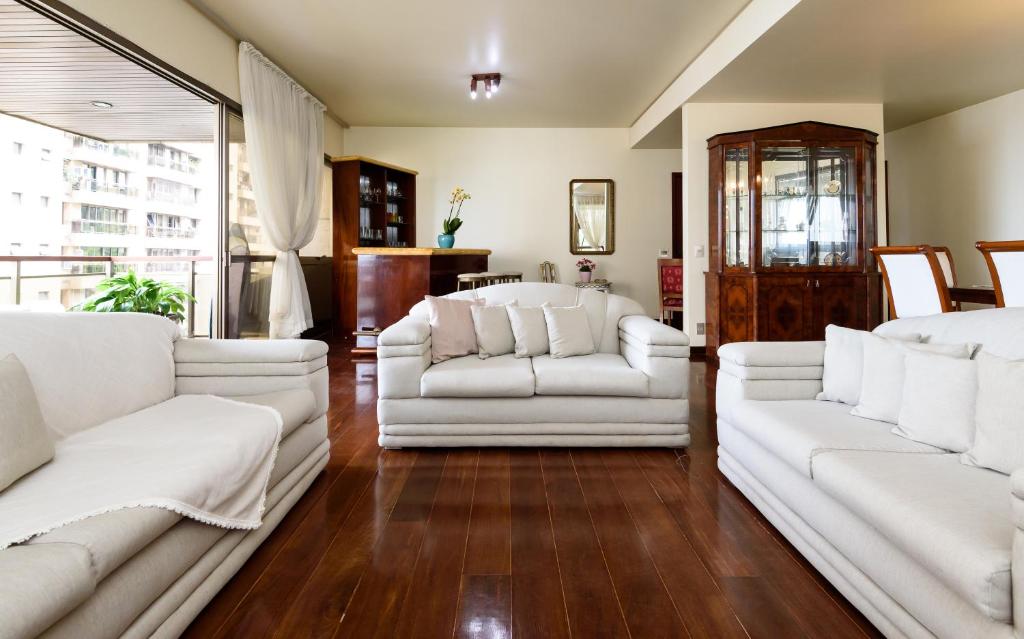  Apartamento em condomínio de luxo em São Conrado