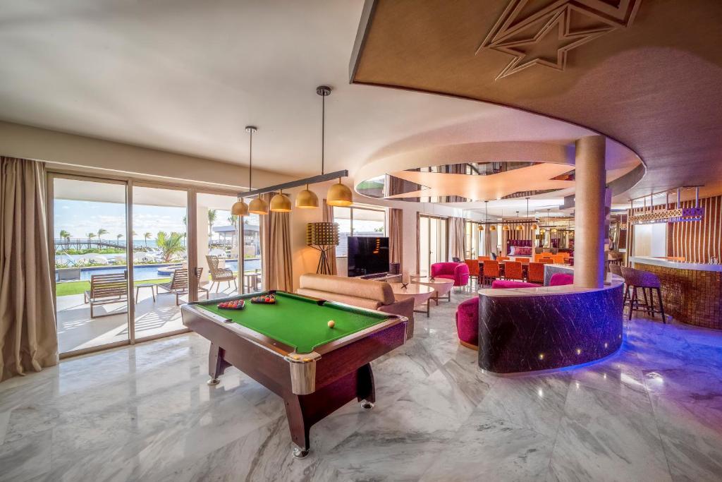 Planet Hollywood Cancun, An Autograph Collection All-Inclusive Resort - 星级制片人三居室套房
