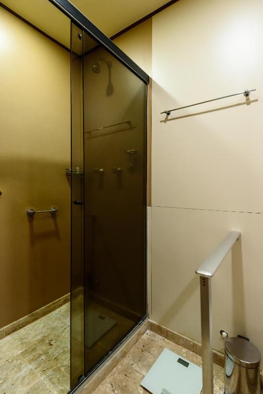  Apartamento em condomínio de luxo em São Conrado