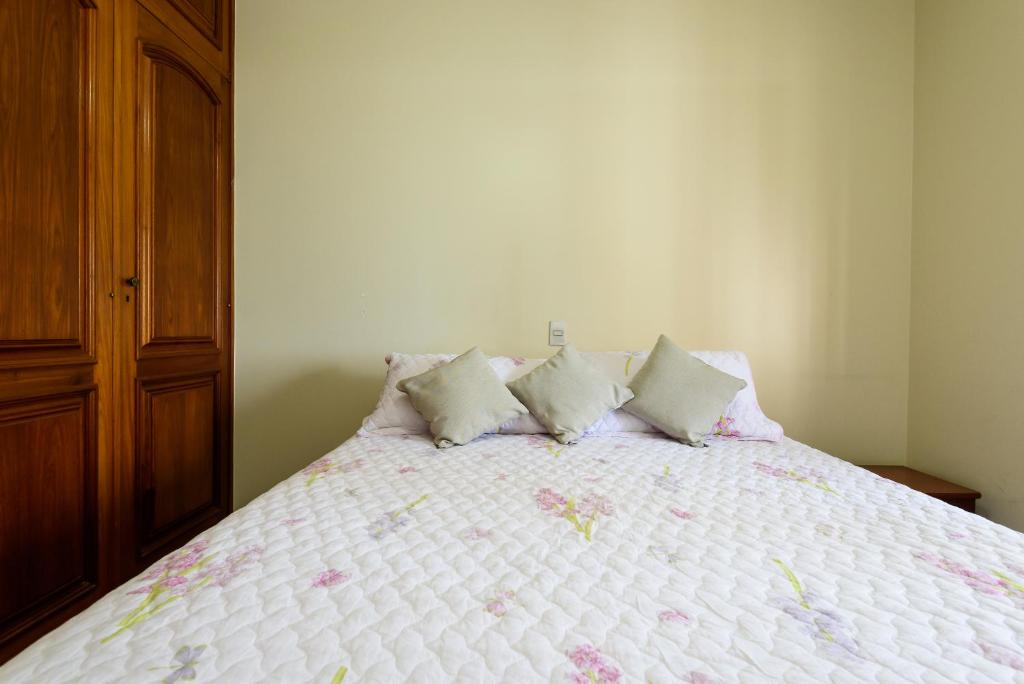  Apartamento em condomínio de luxo em São Conrado