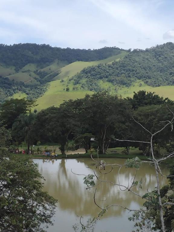 Chalés Pedacinho do Céu com Jacuzzi no deck entre Penedo e Mauá
