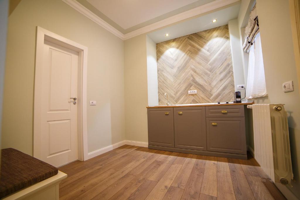 Garrison's Suites - Superior Suite