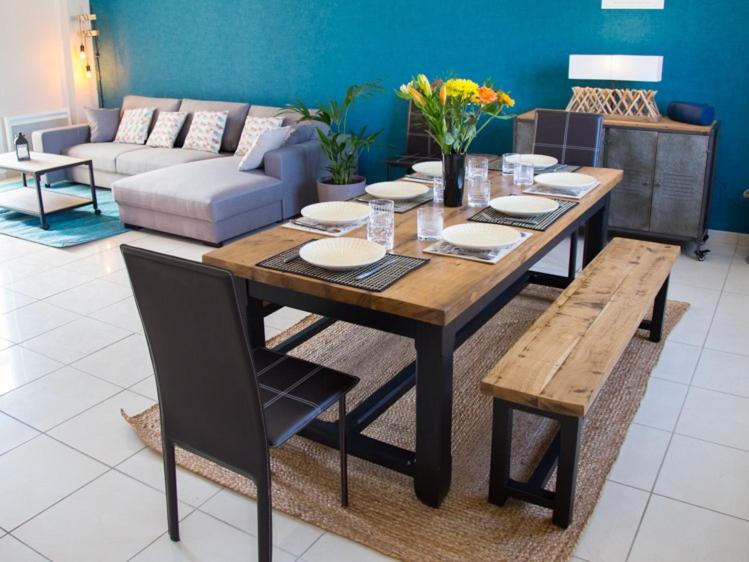 Posezení v ubytování VINTAGE 1894 & SPA au Coeur du Vignoble