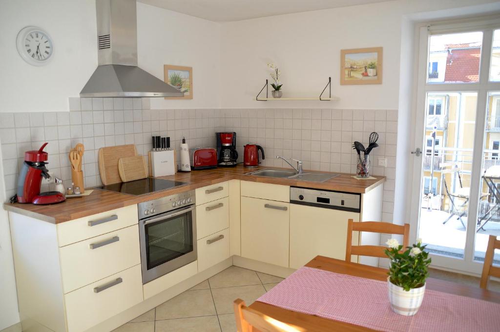 Virtuvė arba virtuvėlė apgyvendinimo įstaigoje Ferienwohnung Simon