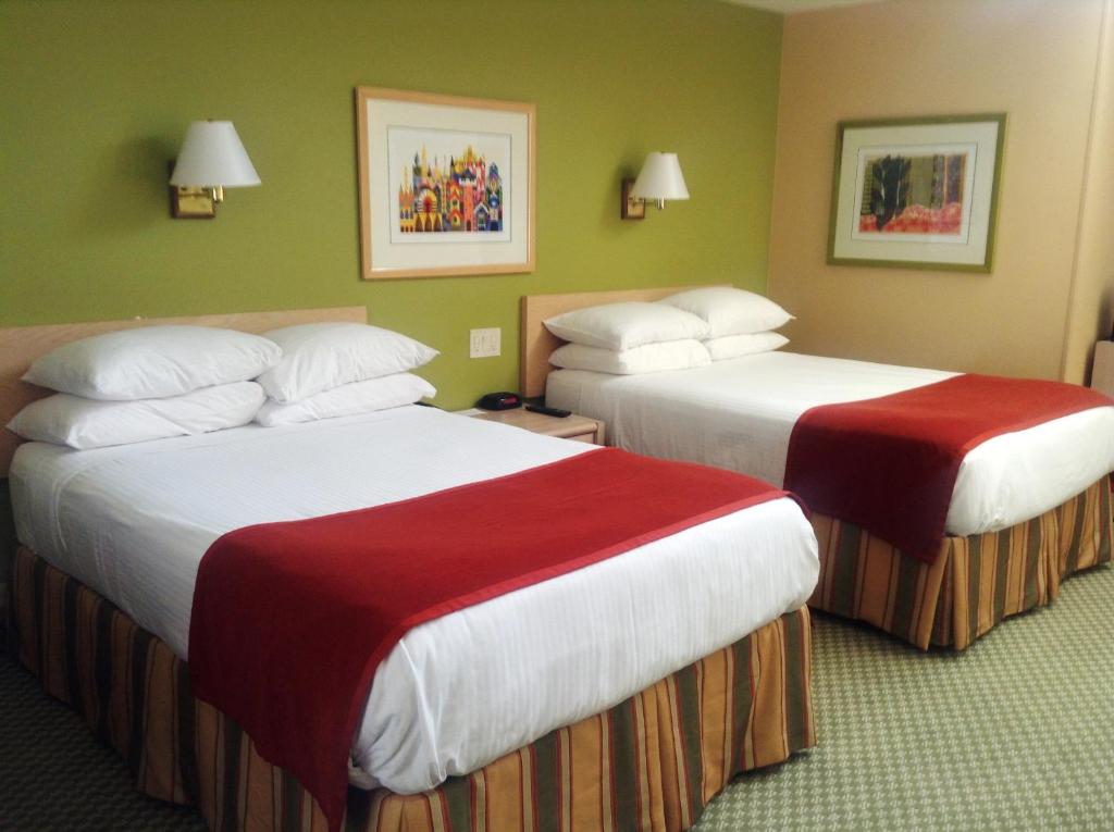 Howard Johnson by Wyndham Anaheim Hotel & Water Playground - Sala De Economía: Edificios 3-6/no Fumar