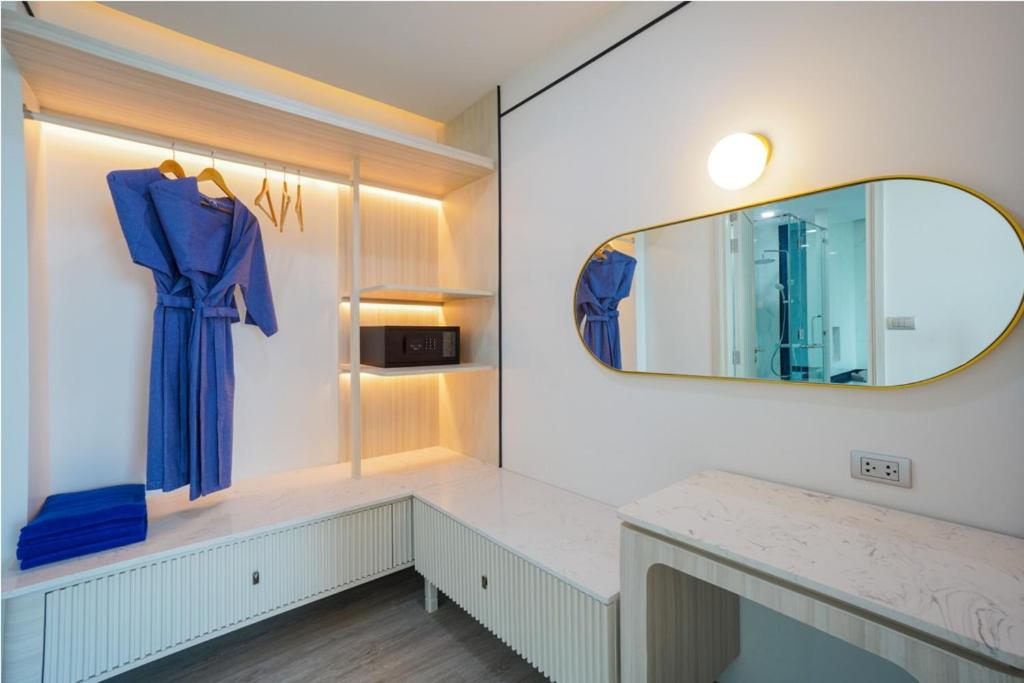 Ett badrum på Poolrada Boutique Hotel - SHA Plus