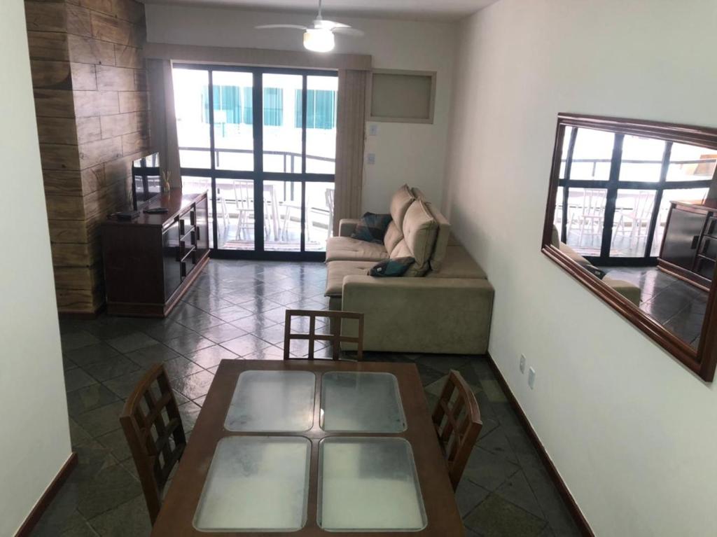  Apartamento a 100 metros da praia