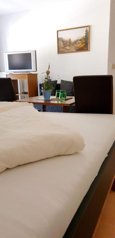 Postel nebo postele na pokoji v ubytování Hubertushof