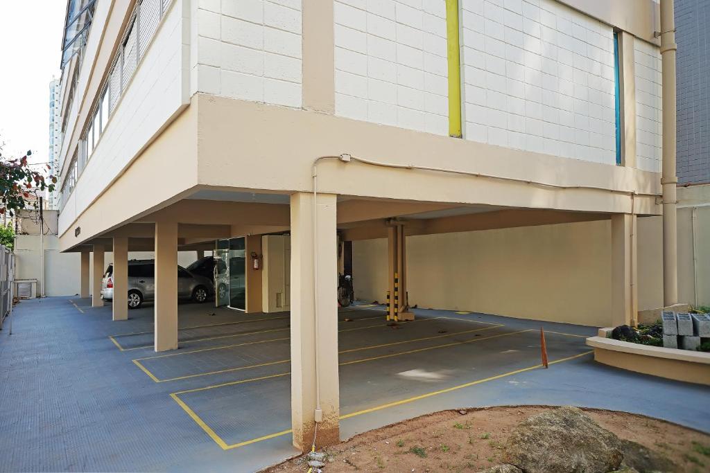  Apto amplo 3 quartos entre Asturias e Tombo 1 quadra da praia