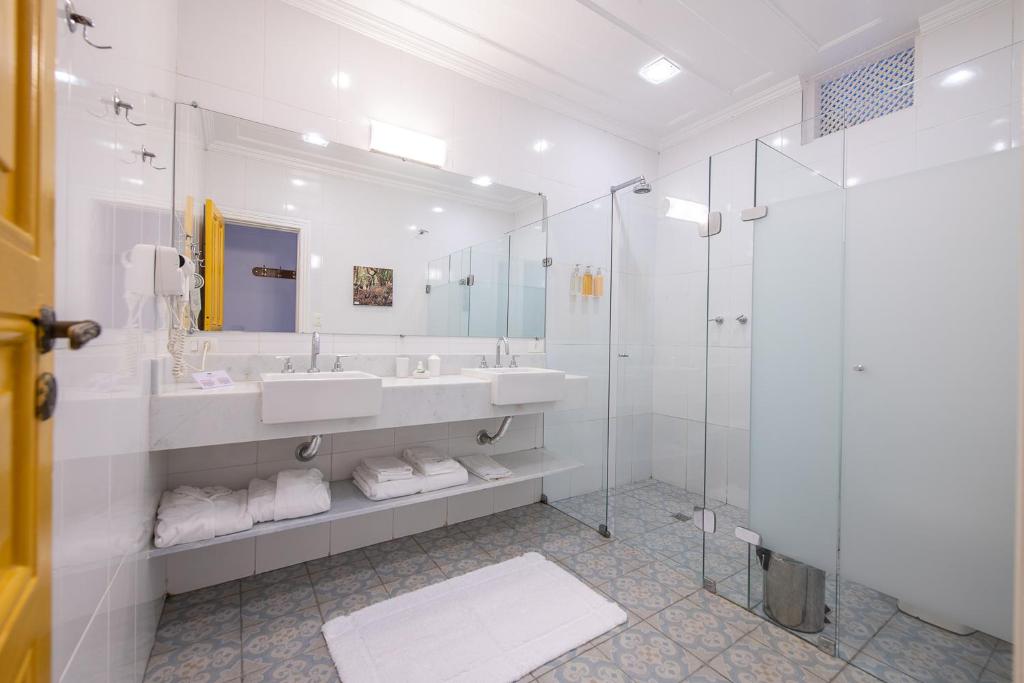 Koupelna v ubytování Sandi Hotel