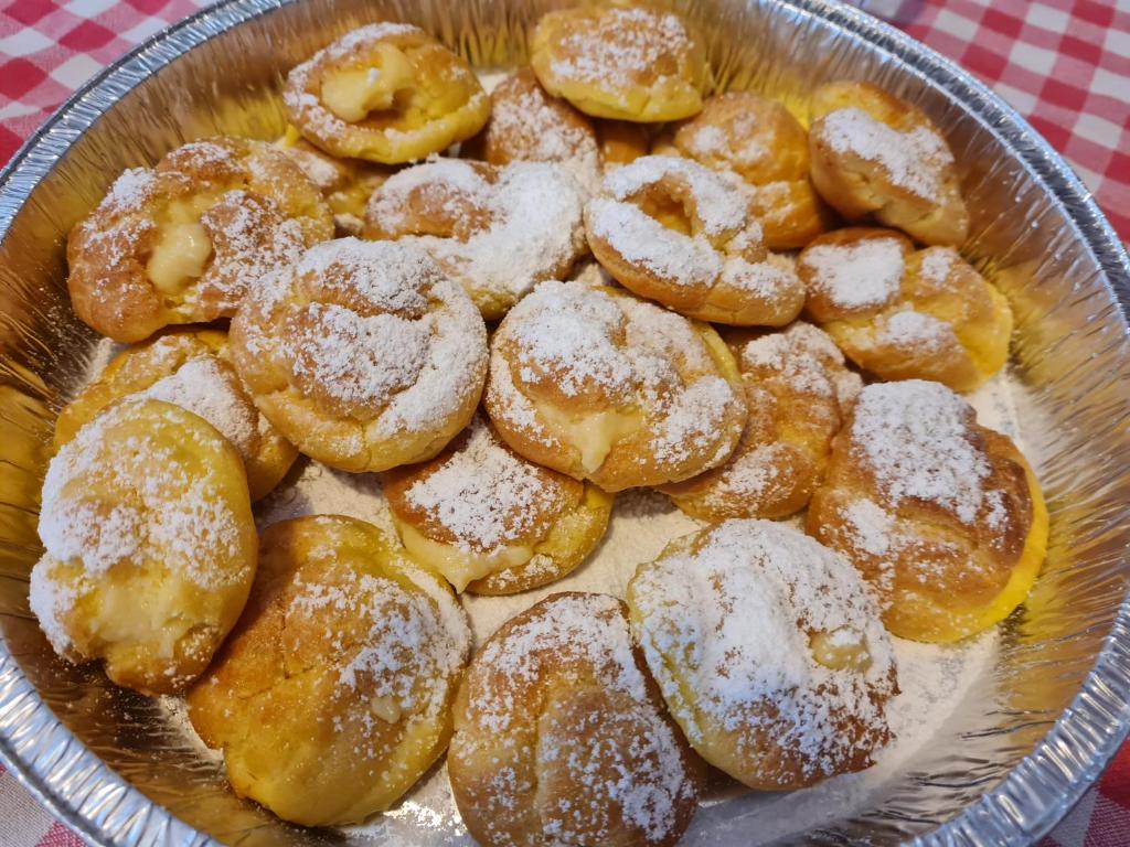 Jídlo v hotelu nebo okolí