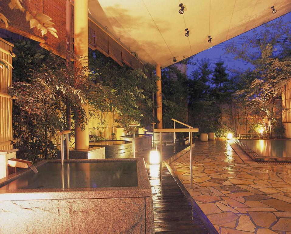 Bazén v ubytování Dogo Prince Hotel nebo v jeho okolí