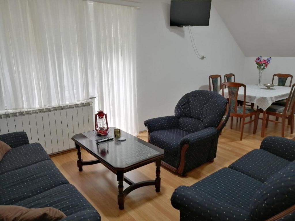Posezení v ubytování Vila Jakovljević