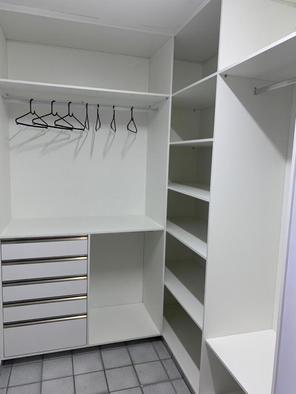  Apartamento amplo com acesso direto à praia!