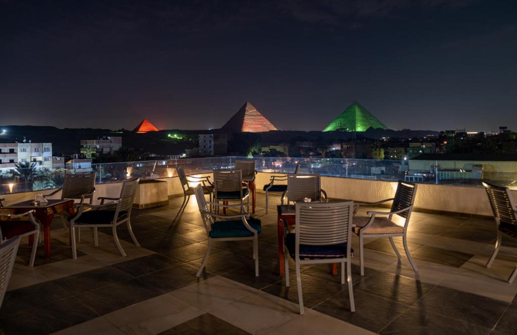 Fotografie z fotogalerie ubytování Nine Pyramids View Hotel v Káhiře