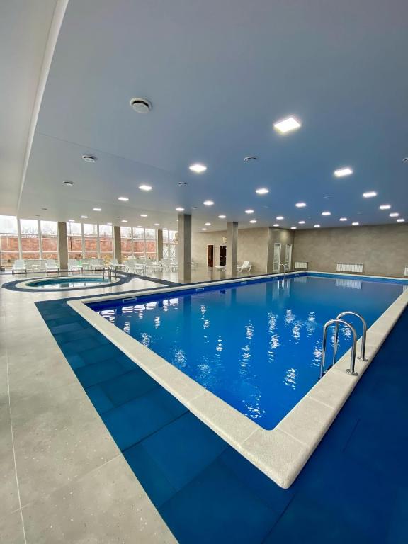 Poolen vid eller i närheten av Max Spa Hotel