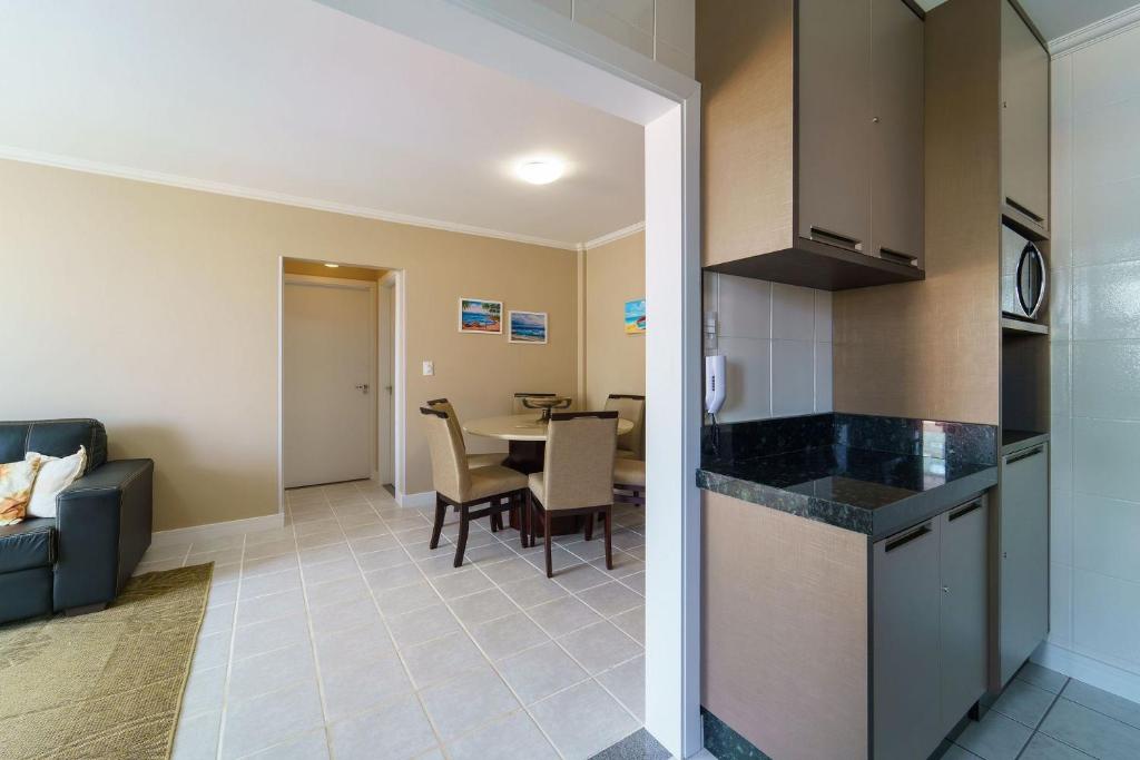  Aluguel Apartamento 2 quartos 50 m Mar Bombinhas SC 684