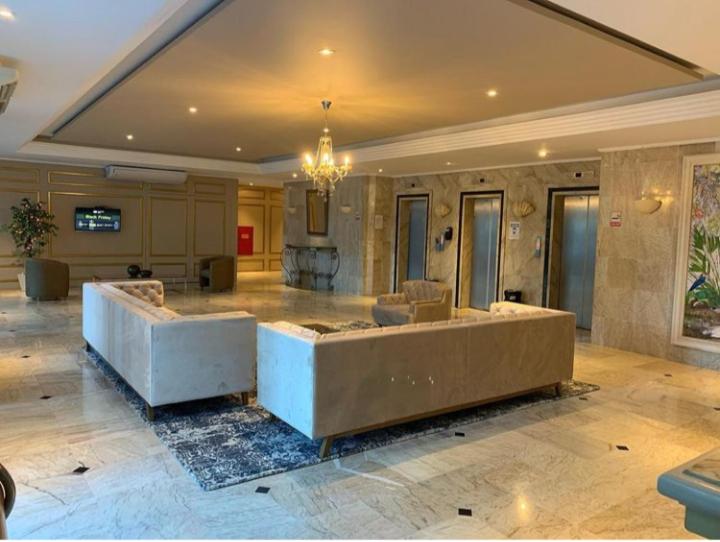  Imperial Suites