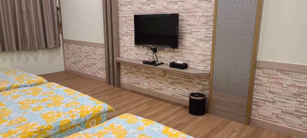 TV a/nebo společenská místnost v ubytování Nice Neighbors Homestay