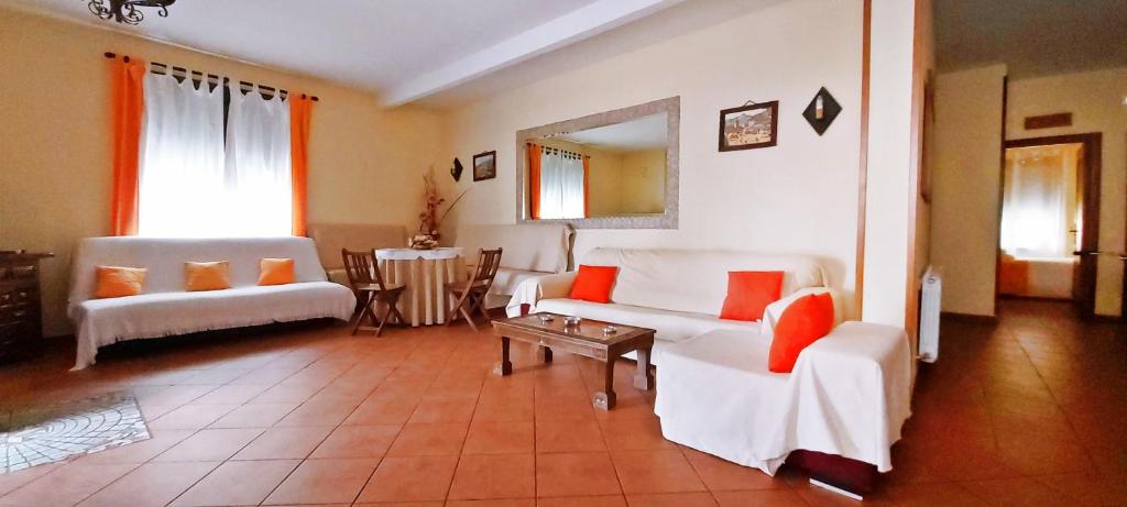 Postel nebo postele na pokoji v ubytování Casa rural las Eras