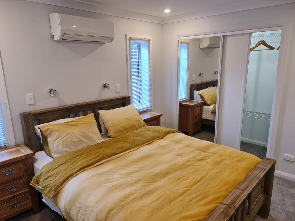 Brand New Home - Central Masterton - Resim 7