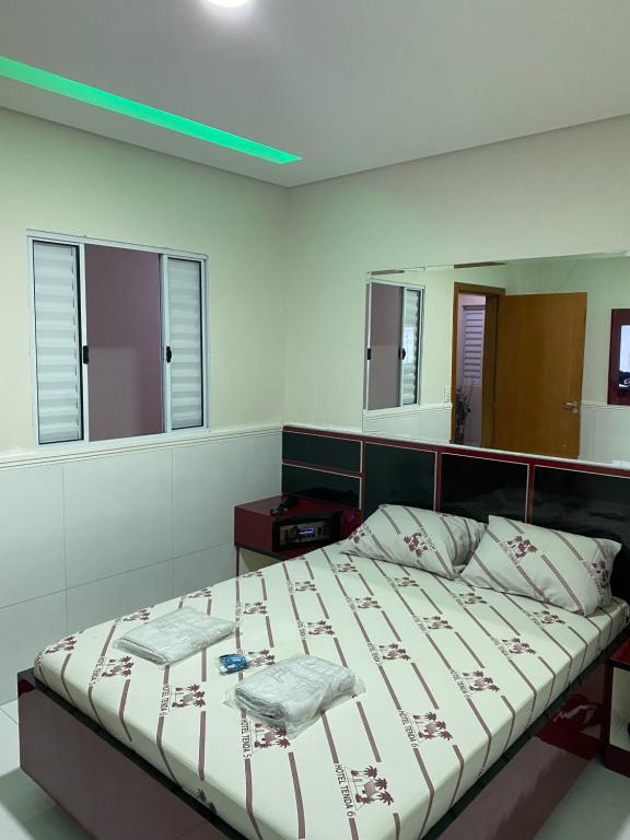  HOTEL TENDA
