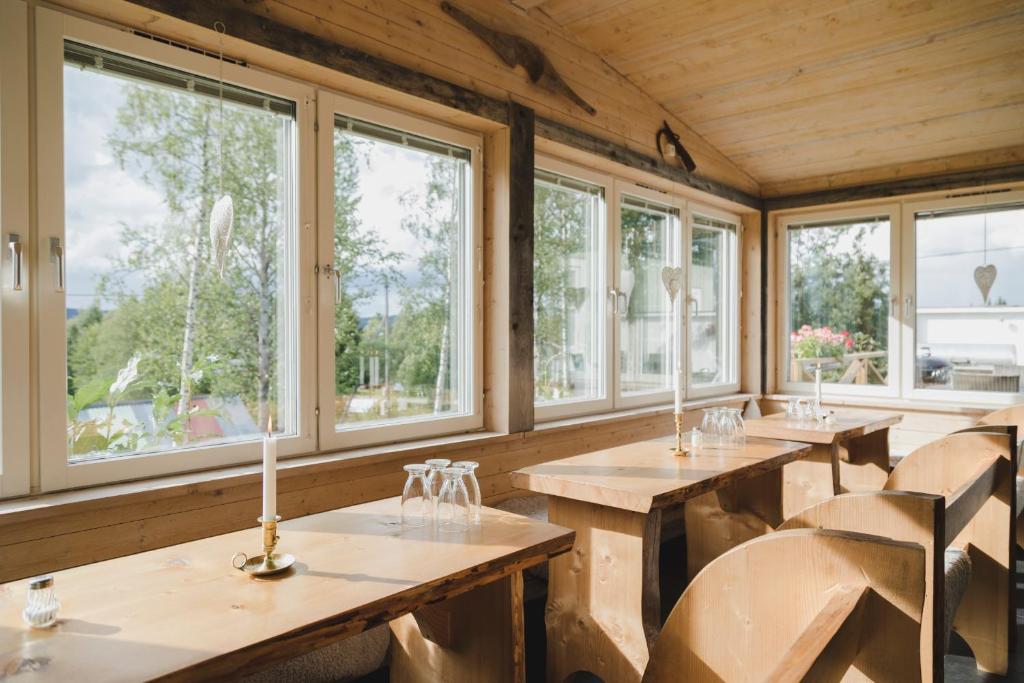 Restaurace v ubytování Järjagården Guesthouse