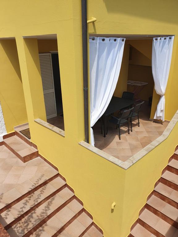 A balcony or terrace at Yellowhouse