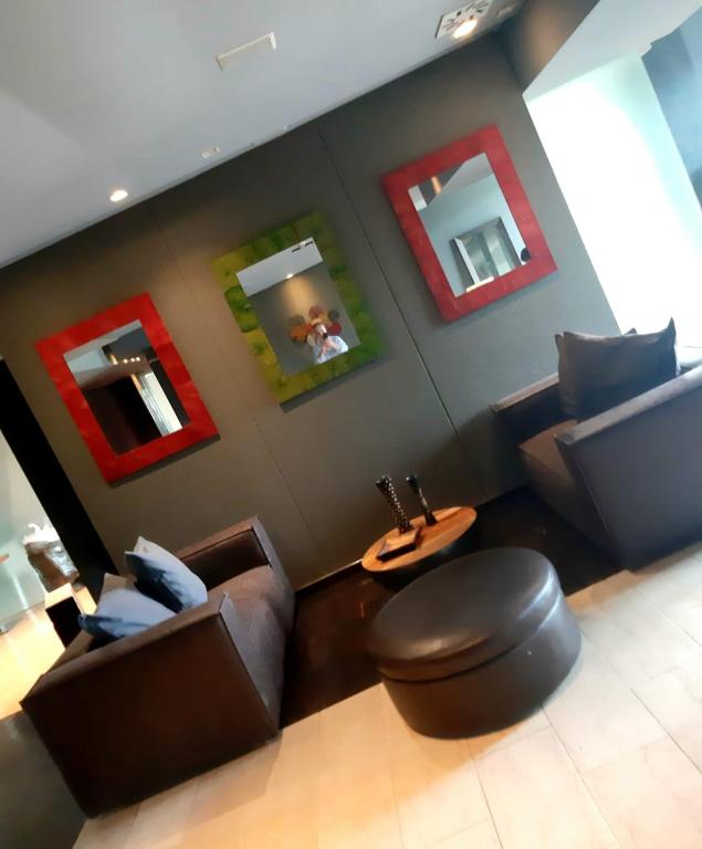 A seating area at Bes Hotel Cremona Soncino