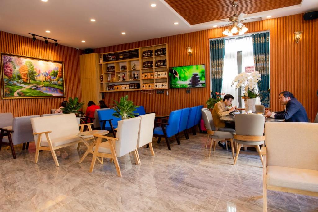 Khách lưu trú tại Win Villa Coffee