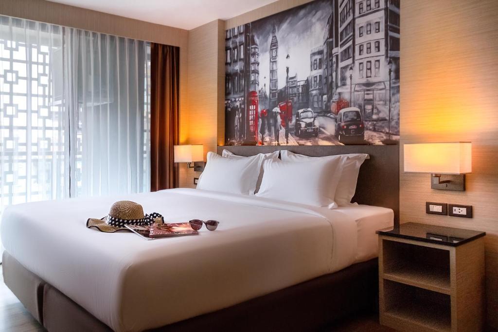 
Deluxe Corner Premier
