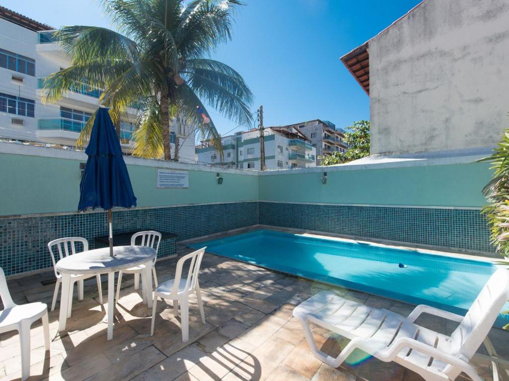  Excelente cobertura duplex a 2 quadras da Praia do Forte com 4 quartos