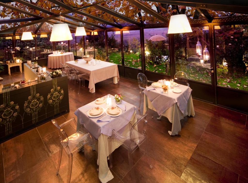 Restaurace v ubytování Relais La Magioca -Adults Only-