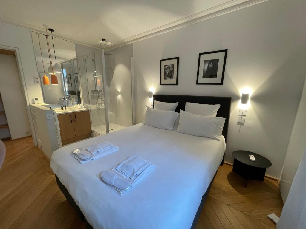 RESIDENCES HARCOURT - Ile Saint Louis - PARIS - 14