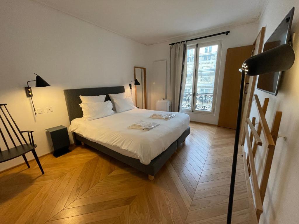 RESIDENCES HARCOURT - Ile Saint Louis - PARIS - 6