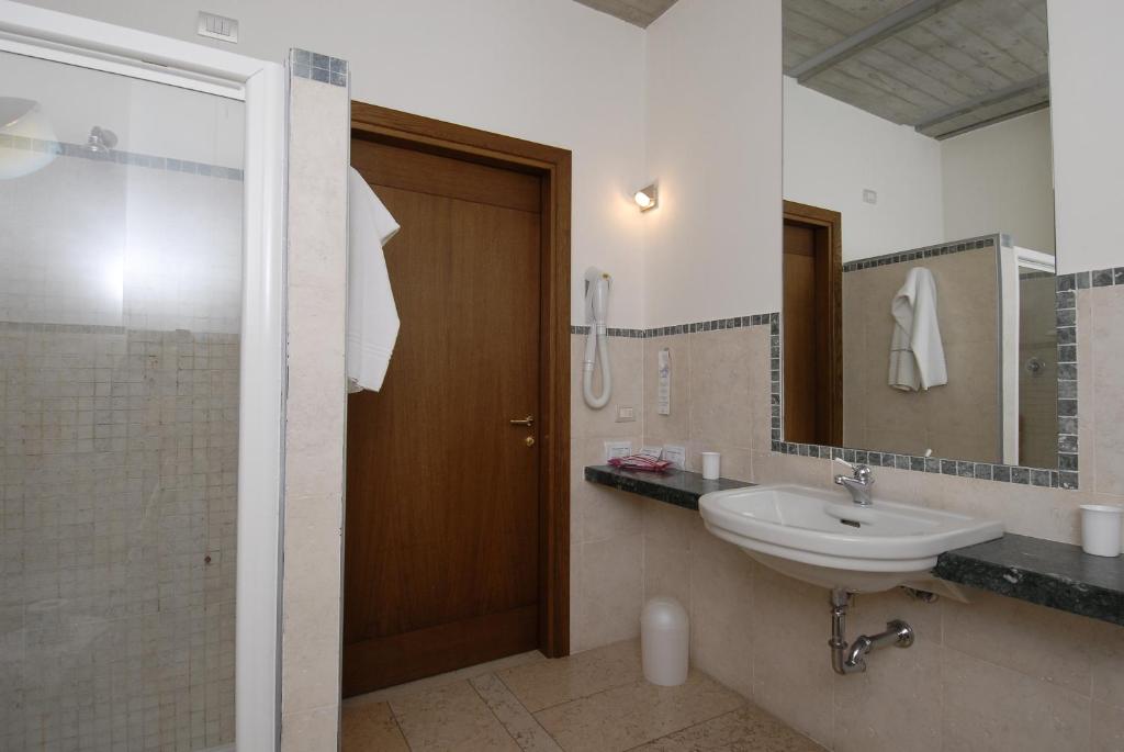 Łazienka w obiekcie Albergo Bianchi Stazione