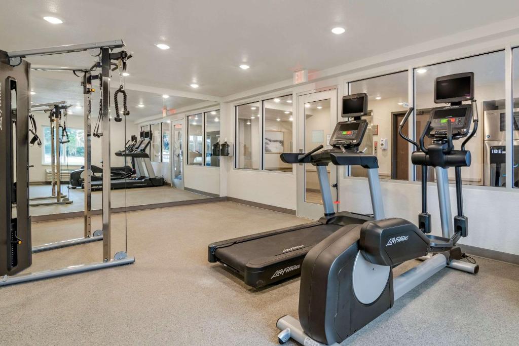 WoodSpring Suites Brunswick photo