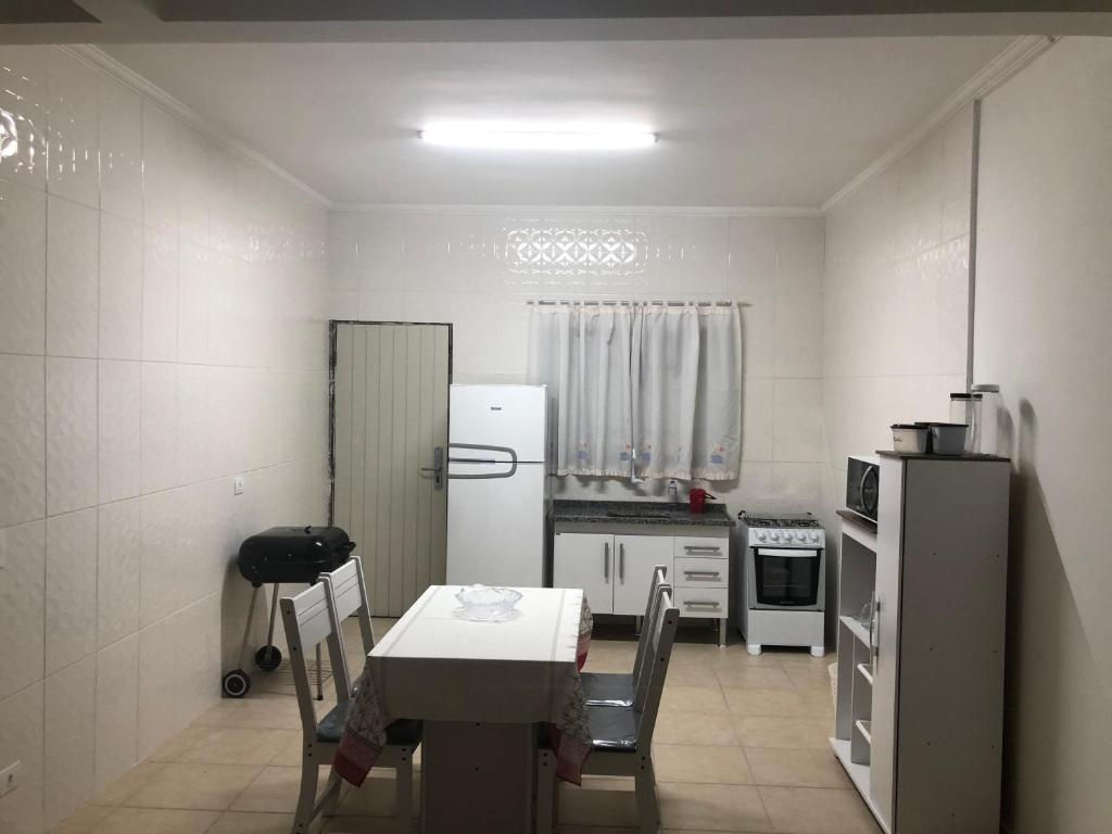  Casa de villagio com piscina- 70 metros da praia
