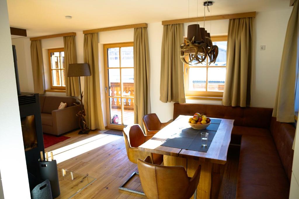Posezení v ubytování Alpin Residenzen Panoramabahn by Alpina-Holiday
