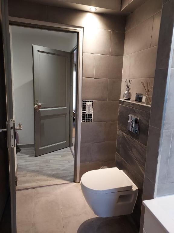 Residence du Vieux Chateau jardin & parking gratuit – photo 15