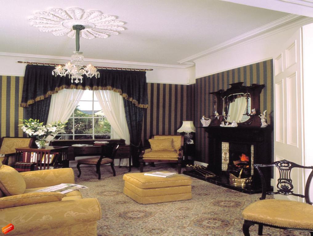 Uma área de estar em Ivyleigh House