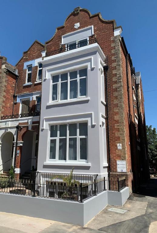 Sea Breeze Apartments, Bournemouth Updated 2022 Prices