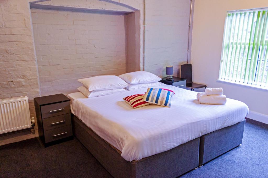 Potbank - Two-Bedroom Apartment