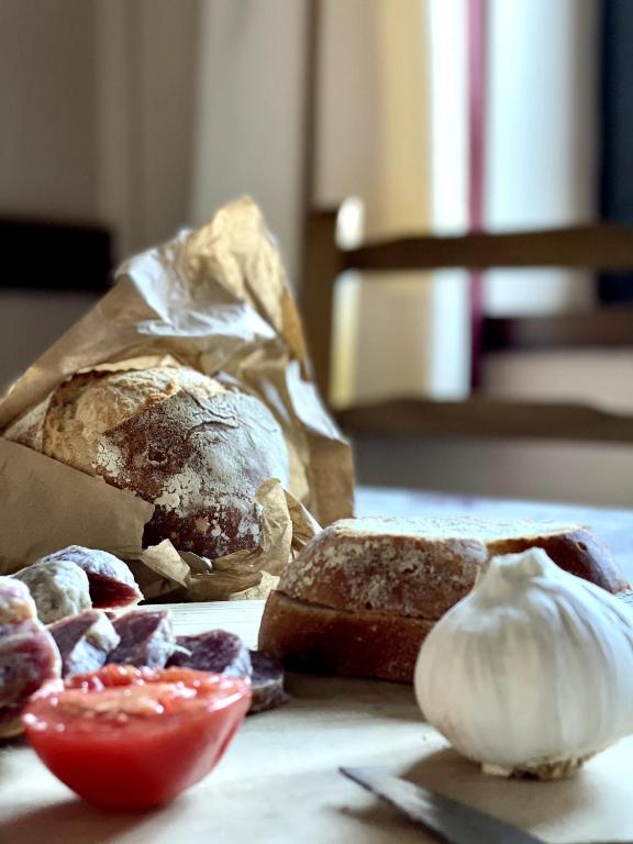 Comida en o cerca de este apartamento